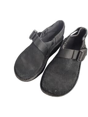 Chaco Kids PedShed EcoTred Closed Toe Black Suede Shoes Kids 13
